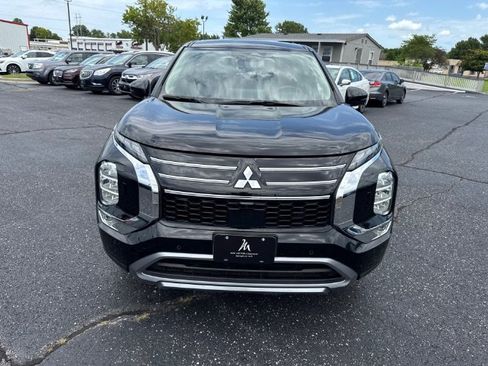 Used 2025 Mitsubishi Outlander SE AWD/4WD image 10