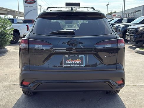 New 2026 Toyota Corolla Cross SE image 6