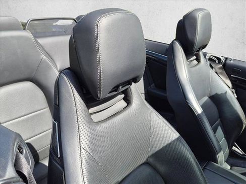Used 2013 Mercedes-Benz E 550 Cabriolet image 18