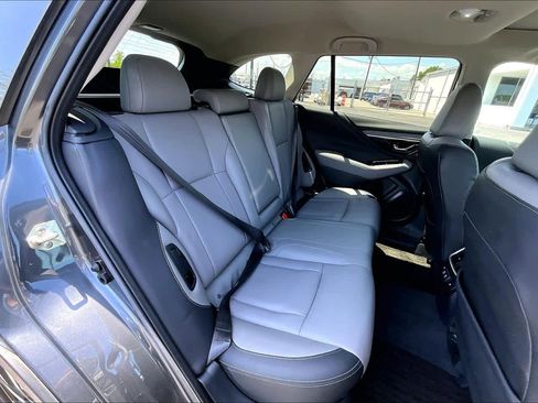 Used 2021 Subaru Outback Limited w/ Popular Package #2 image 22