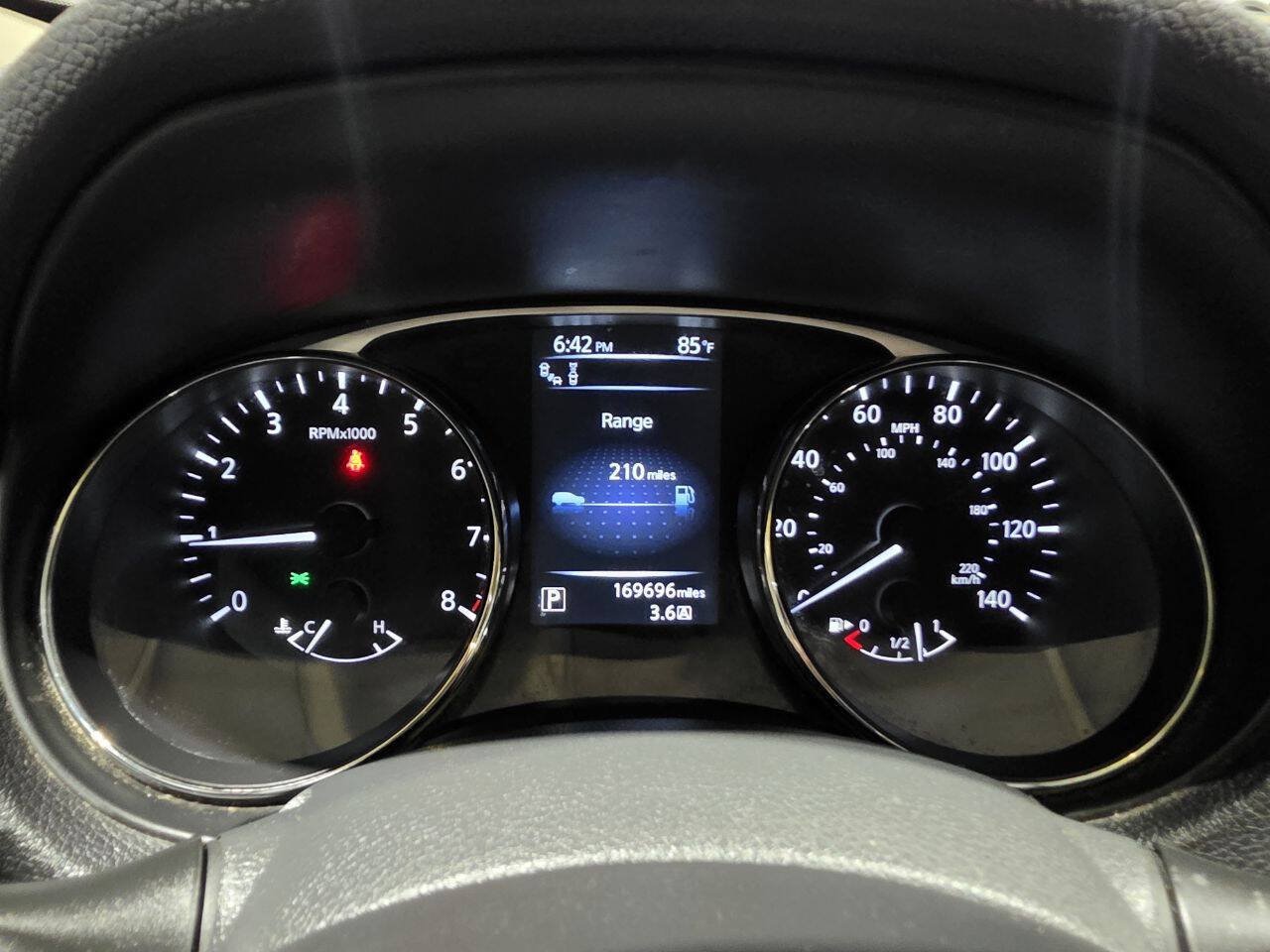Used 2015 Nissan Rogue SL w/ SL Premium Package AWD/4WD image 34