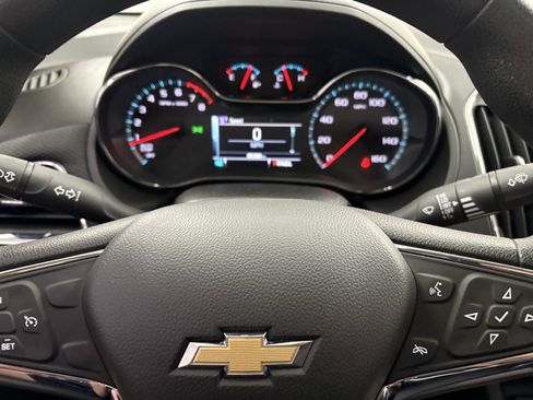 Used 2016 Chevrolet Cruze LT w/ Sun And Sound Package FWD image 31
