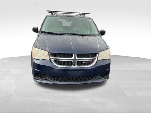 Used 2012 Dodge Grand Caravan SE image 2