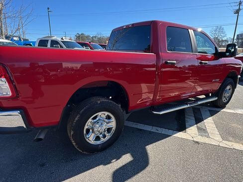 Used 2024 RAM 2500 Big Horn w/ Bed Utility Group image 8