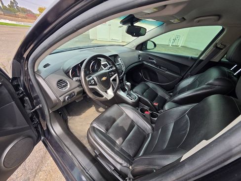 Used 2015 Chevrolet Cruze LT FWD image 20