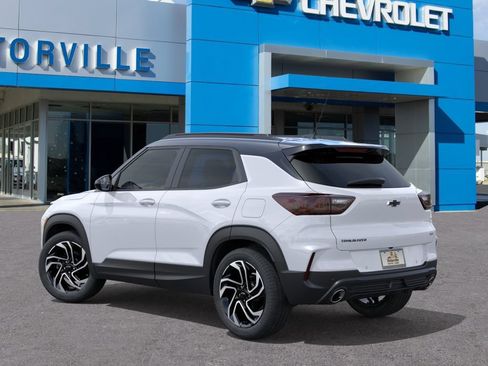 New 2026 Chevrolet TrailBlazer RS w/ Convenience Package FWD image 3