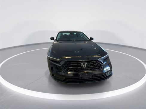 Used 2024 Honda Accord EX image 2