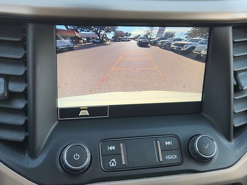 Used 2023 GMC Acadia Denali image 19