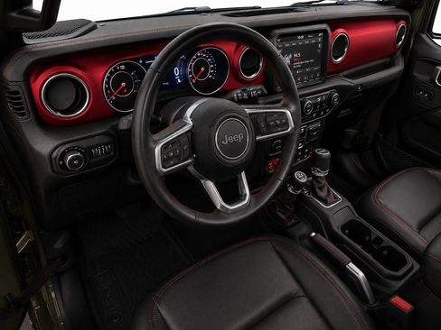 Used 2021 Jeep Wrangler Unlimited Rubicon AWD/4WD image 11