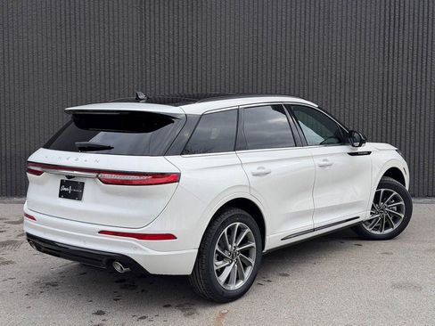 New 2026 Lincoln Corsair Grand Touring image 6