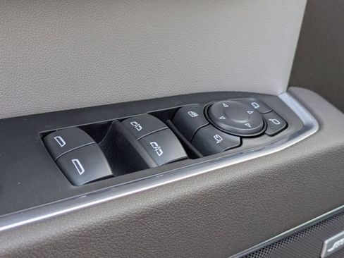 New 2026 Chevrolet Silverado 1500 LTZ w/ LTZ Premium Package AWD/4WD image 10