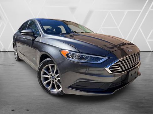 Used 2018 Ford Fusion Energi SE FWD image 5