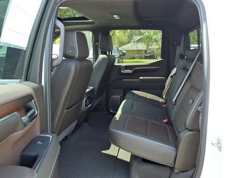 Used 2024 GMC Sierra 1500 Denali w/ Denali Reserve Package AWD/4WD image 11