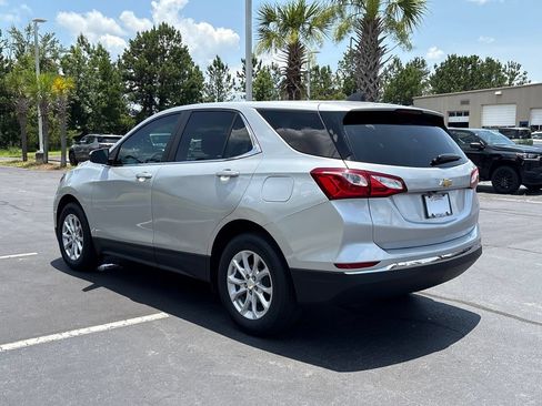 Used 2021 Chevrolet Equinox LT FWD image 23