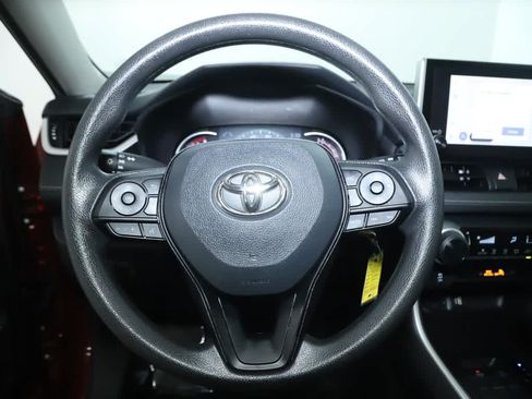 Used 2023 Toyota RAV4 LE FWD image 20