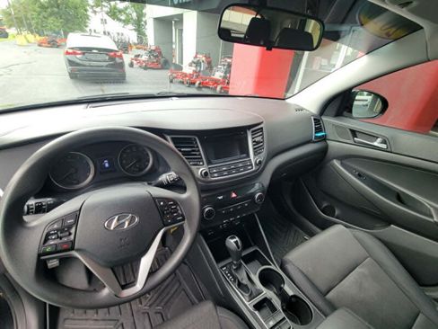 Used 2017 Hyundai Tucson SE w/ SE Popular Package 02 FWD image 16