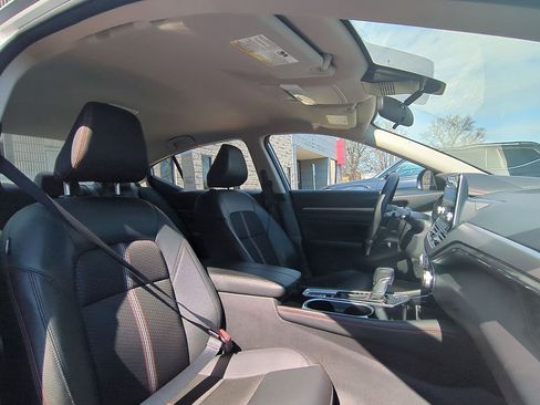 Used 2025 Nissan Altima 2.5 SR AWD/4WD image 30