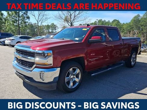 Used 2018 Chevrolet Silverado 1500 LT w/ All Star Edition image 4
