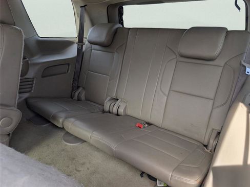 Used 2017 GMC Yukon SLT image 31