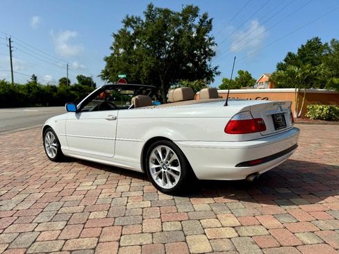 Used 2005 BMW 330Ci Convertible image 6