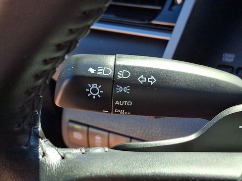 Certified 2023 Toyota Camry SE FWD image 24