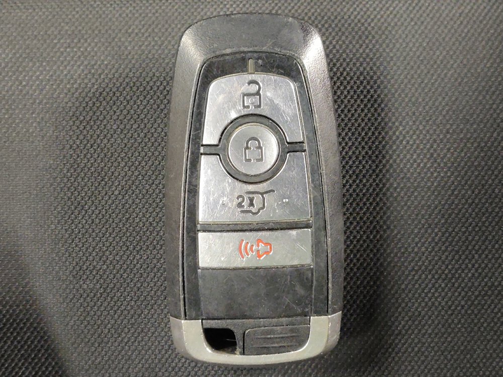 Used 2020 Ford Explorer XLT RWD image 32