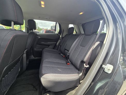 Used 2017 GMC Terrain SLE FWD image 21