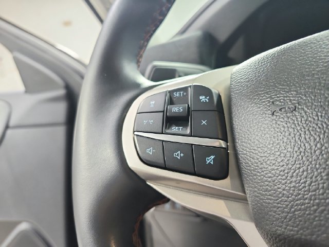 Used 2025 Ford Explorer Active AWD/4WD image 23