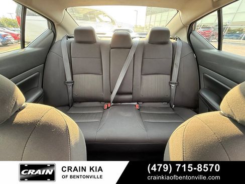 Used 2024 Nissan Altima 2.5 SV FWD image 29