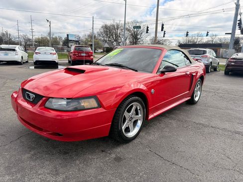 Used 2004 Ford Mustang GT image 3