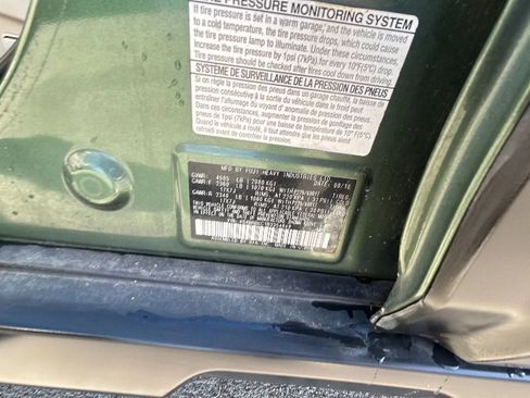 Used 2011 Subaru Outback 2.5i Limited image 20