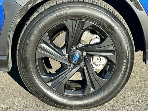 Certified 2025 Subaru Crosstrek 2.0i image 32