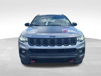 Used 2024 Jeep Compass Trailhawk AWD/4WD video 2