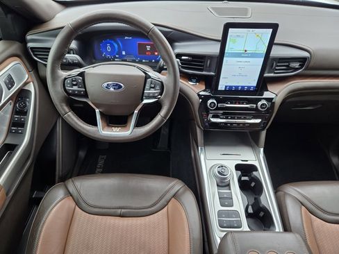 Certified 2023 Ford Explorer King Ranch w/ Technology Package image 25