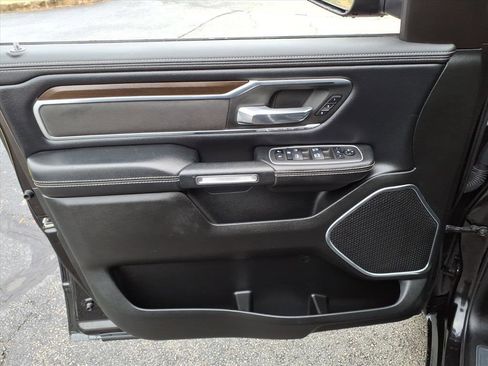 Certified 2022 RAM 1500 Laramie image 11