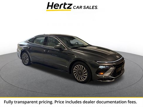 Used 2025 Hyundai Sonata SEL FWD image 1