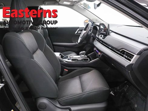 Used 2025 Mitsubishi Outlander ES image 5