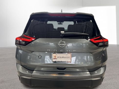 Certified 2026 Nissan Rogue SV w/ Cold Weather Package AWD/4WD image 38