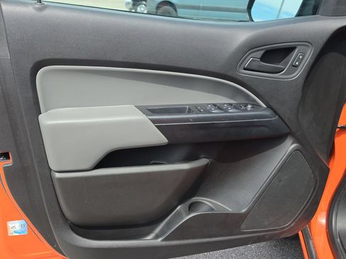 Used 2019 Chevrolet Colorado W/T w/ WT Convenience Package RWD image 13
