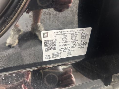Used 2018 Cadillac Escalade ESV Platinum AWD/4WD image 45