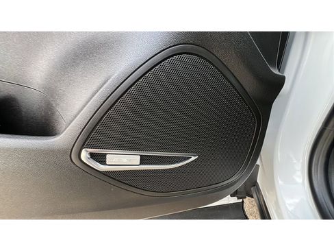 Certified 2025 Buick Envision Sport Touring image 27