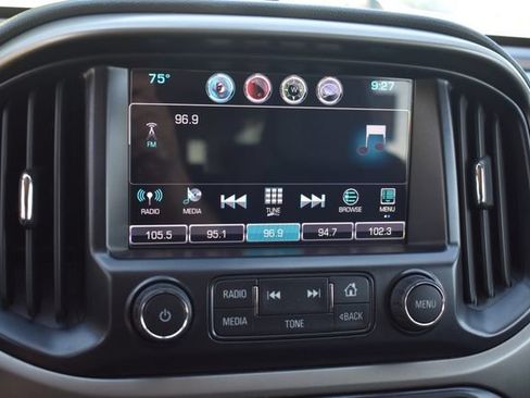 Used 2016 Chevrolet Colorado Z71 AWD/4WD image 28