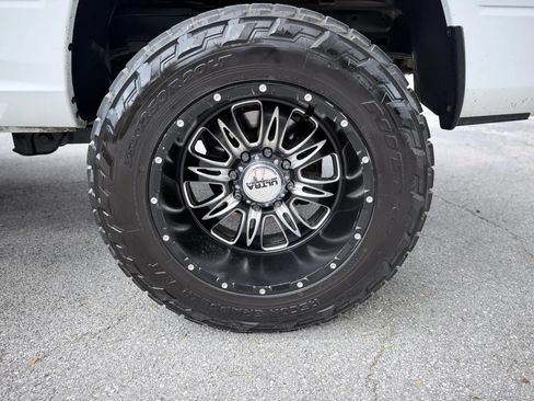 Used 2018 RAM 2500 Tradesman w/ Chrome Appearance Group AWD/4WD image 18