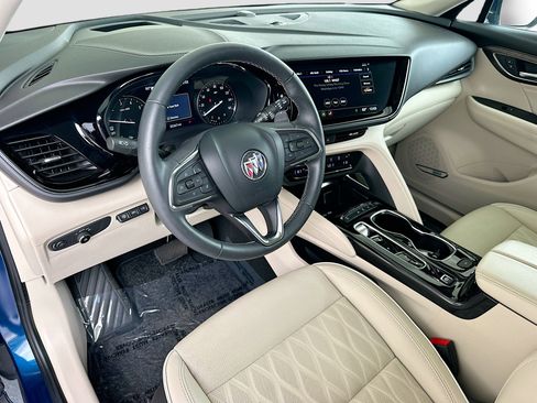 Used 2023 Buick Envision Avenir FWD image 9