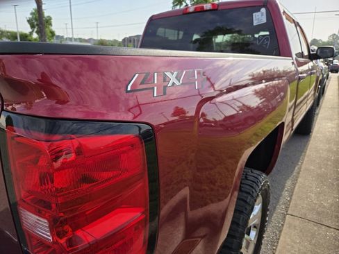 Used 2018 Chevrolet Silverado 1500 LT w/ All Star Edition image 7