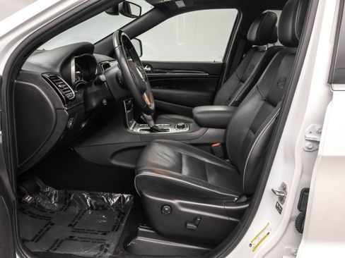 Used 2021 Jeep Grand Cherokee Overland AWD/4WD image 6
