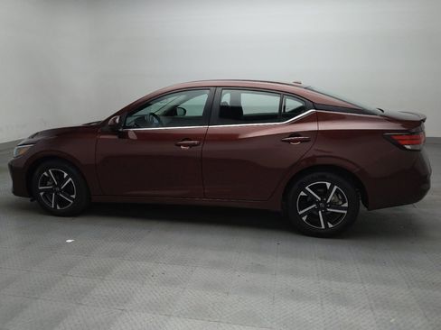 Used 2024 Nissan Sentra SV FWD image 3