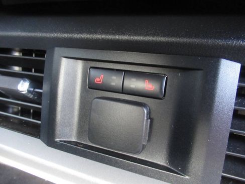 Used 2023 Ford F150 Lariat w/ Equipment Group 502A High AWD/4WD image 11
