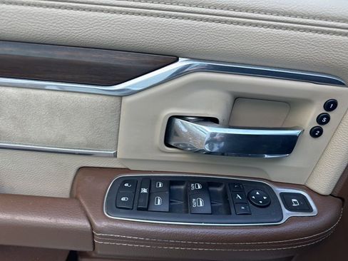 Used 2022 RAM 3500 Laramie image 9