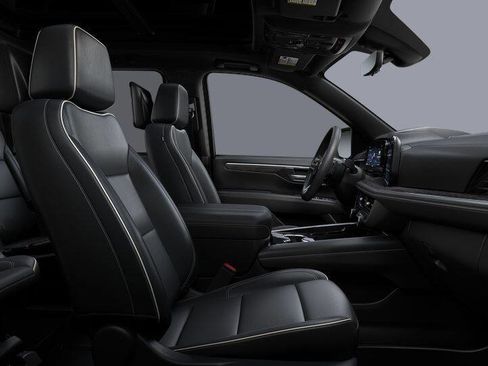 New 2025 Chevrolet Suburban Premier image 57